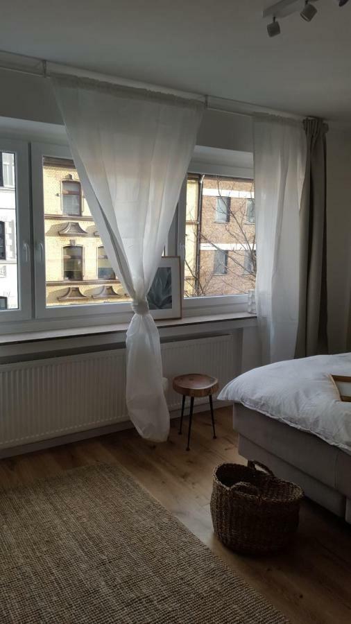 Nettes Appartment in Düsseldorf-Derendorf - stylisch + gemütlich Exterior foto